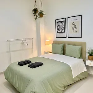 El Patio De San Miguel Apartment