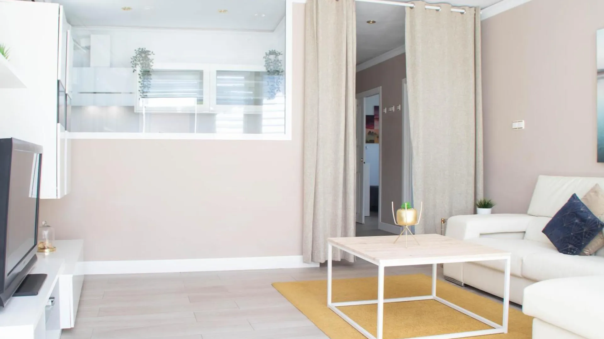 Apartamento Con Sol De Paz Torremolinos Spain